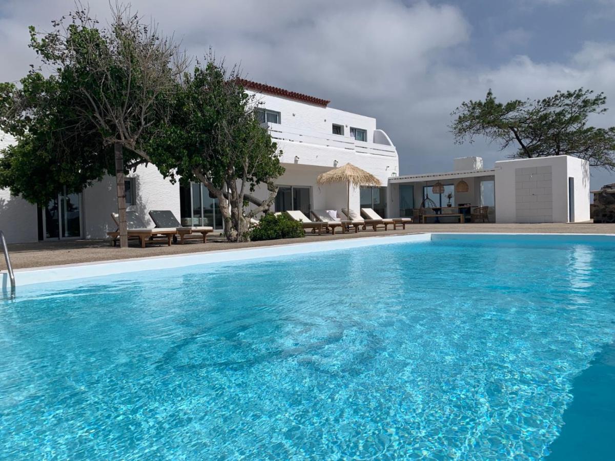 Helene Holidays - Hotel Boutique Corralejo Exterior photo